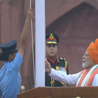 PM Modi hoists tricolor at Red Fort to mark 79th Independence Day