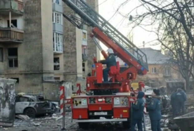 Ukrainian strike on Donbass city kills one and injures 10 - authorities (VIDEO)