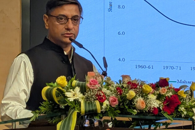 Kolkata must 'Fire Away' to fix economic disparity in India's east-west region: Sanjeev Sanyal