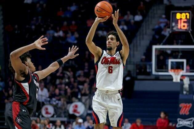 Iowa, Ole Miss put undefeated marks on the line at Acrisure Classic
