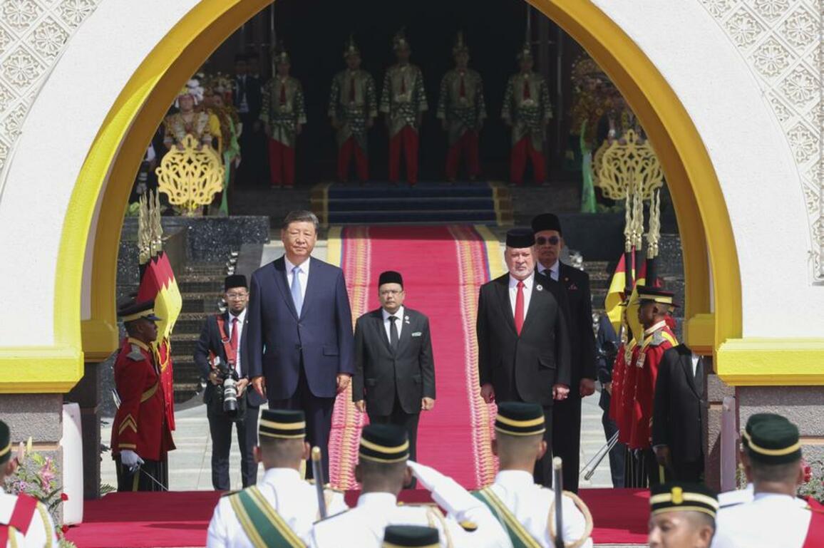 Xi meets Malaysia's king