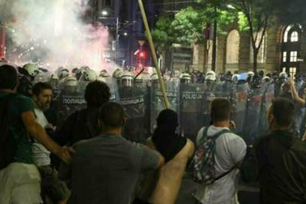 Protesters in Belgrade calling for civil war - Serbian Parliament speaker