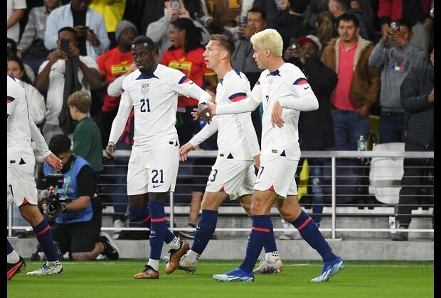 Gio Reyna nets brace, USMNT pounds Ghana