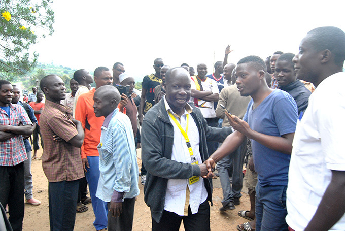  r anga doi interacts with the electorates during voting in unyangabu