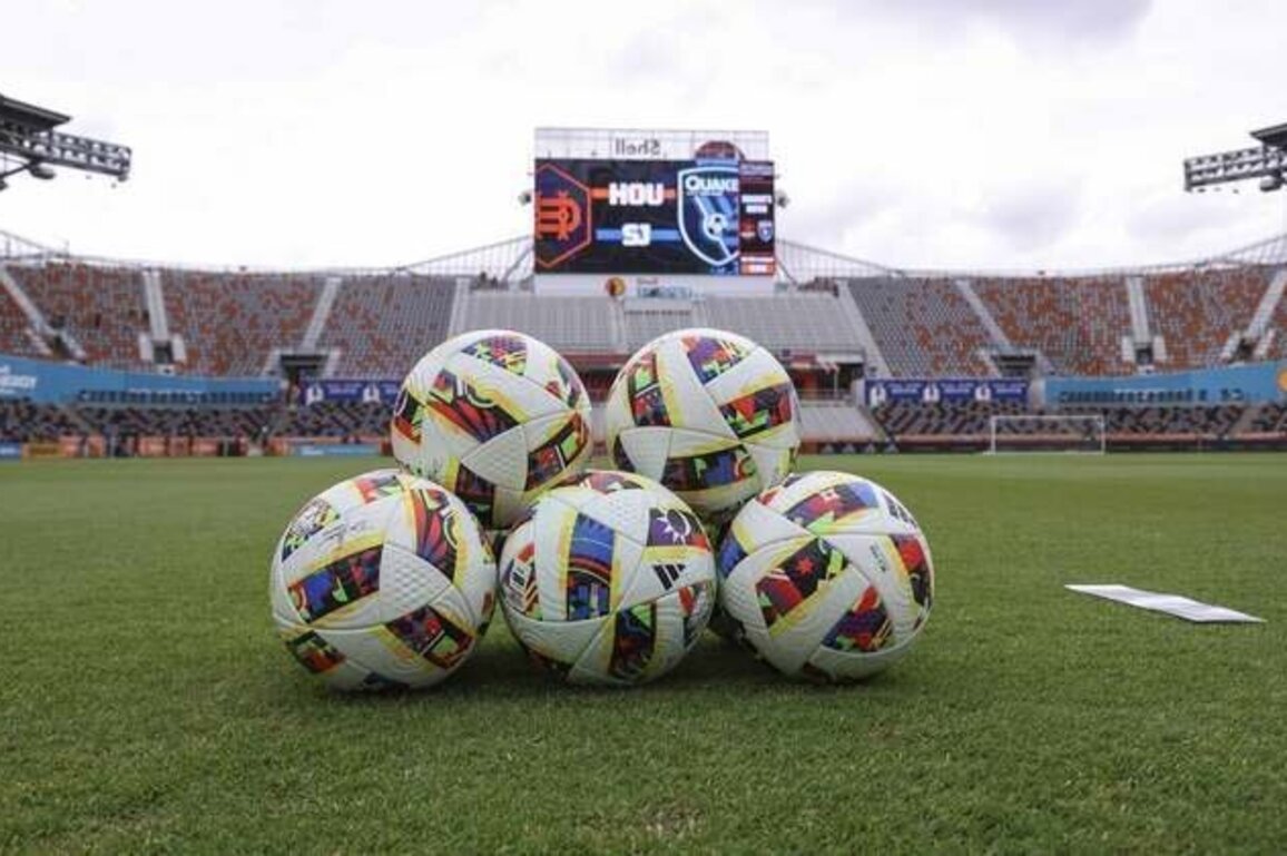 Dynamo sign Brazilian D Lucas Halter through 2029-30
