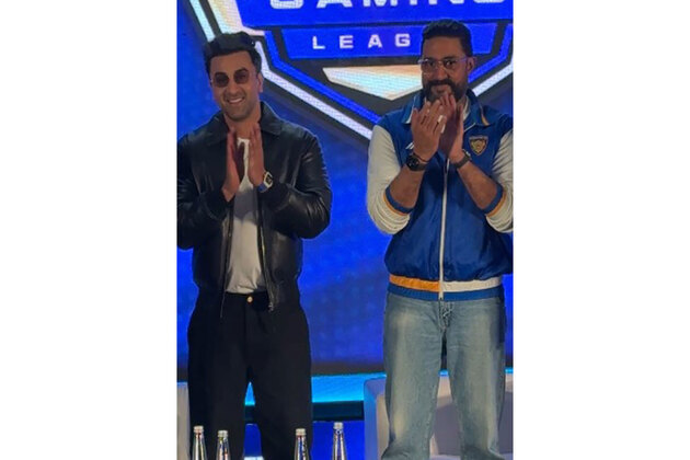Ranbir Kapoor, Abhishek Bachchan arrive in style for Indian Super Gaming League event