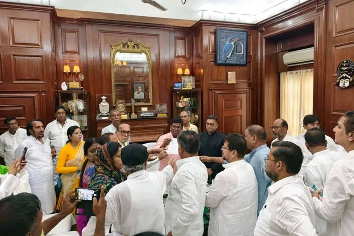 Ritabrata Banerjee leads TMC rebellion, submits 58 signatures in opposition to party's chosen LoP