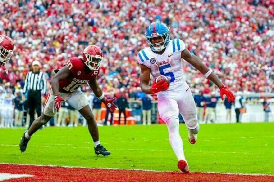 No. 8 Ole Miss wins as comeback effort by No. 13 Oklahoma falls short