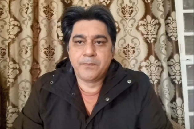 PTI Senator Khurram Zeeshan alleges "complete isolation" of Imran Khan, calls situation a "clear human rights violation"