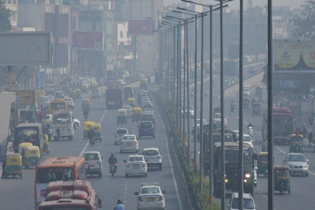 SC gives 24 hours to Centre, Delhi govt to take action on air pollution