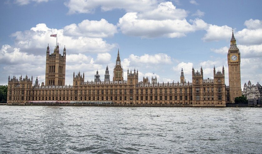 Parliament (c) Enrique/Pixabay