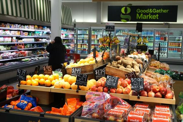 Feature: Tariffs, inflation choke Americans' budgets
