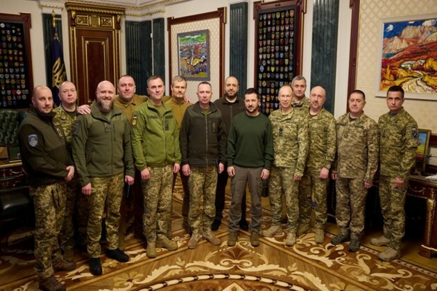 Top Ukrainian army commander quits after deadly base strike kills 12