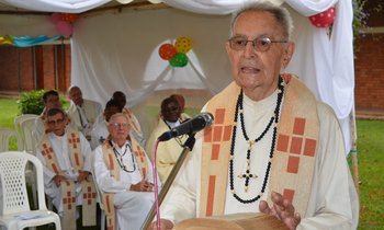 White3 fr raynaets celebrated 65 years in catholic priesthood 350x210