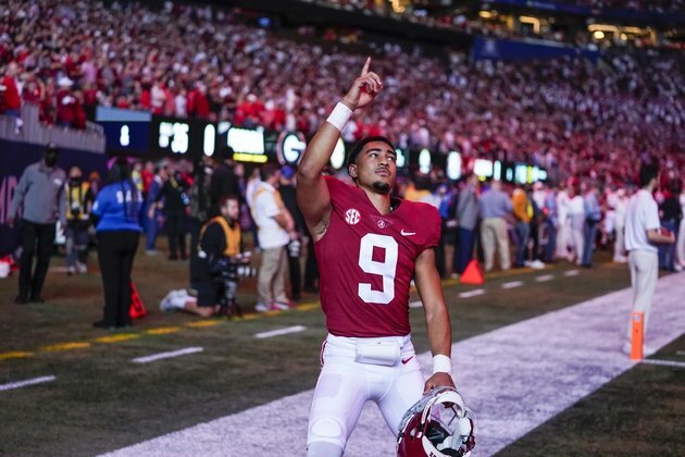 Bryce Young favored to claim Alabama's first Heisman at QB