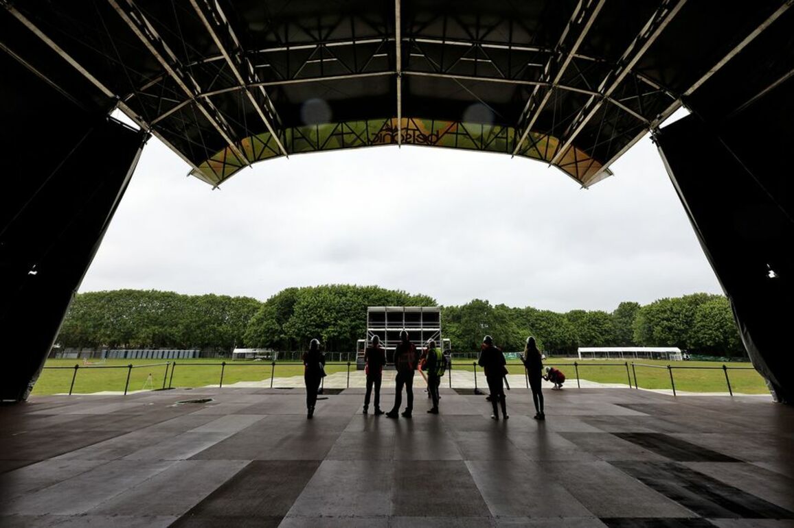 PSNI issue ticket scam warning ahead of summer concerts