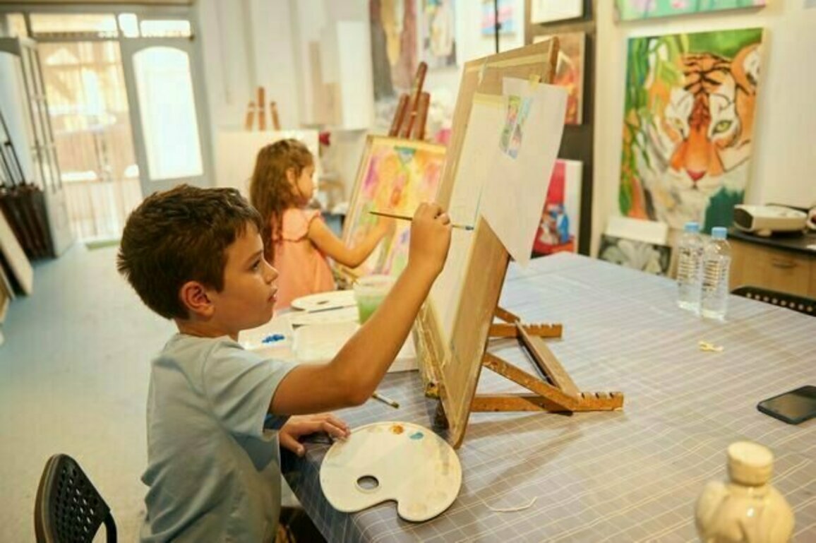 How a troubled childhood can foster creative talent - new study