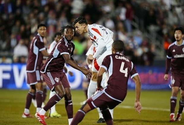 Rafael Navarro's second goal seals draw between FC Dallas, Rapids