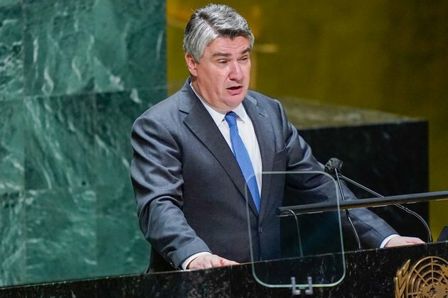Ukraine will never retake Crimea EU state&#039;s president