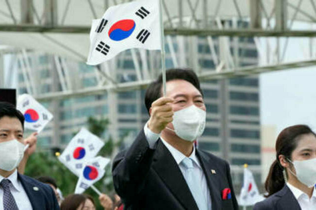 South Korea offers North deal to denuclearize