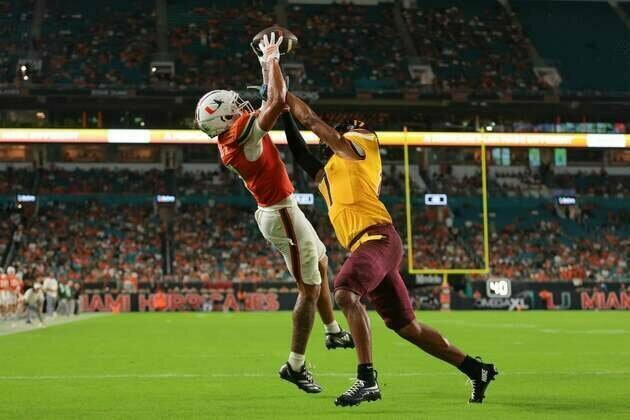 Carson Beck shows off accuracy as No. 5 Miami crushes Bethune-Cookman