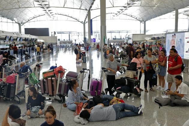 Order Returns to Hong Kong Airport, Protesters Apologize