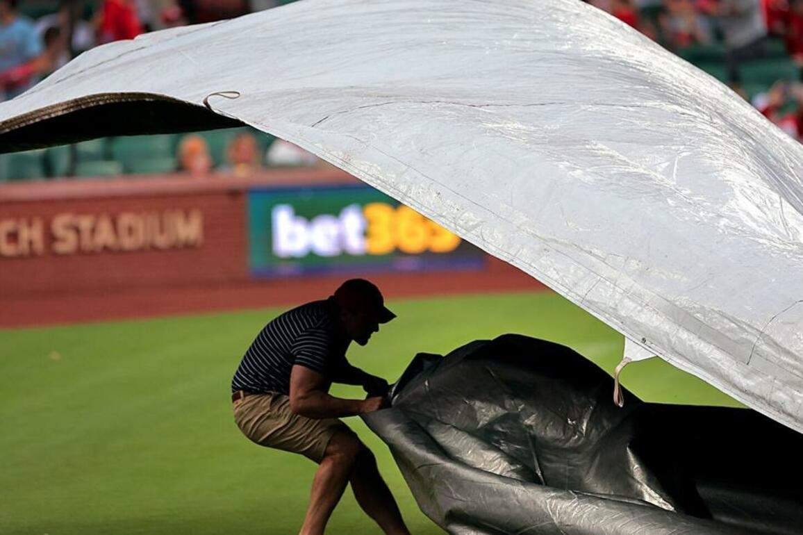 Cardinals-Mets rained out Saturday, will play 2 Sunday- First Pitch