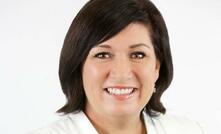  Leeanne Enoch 