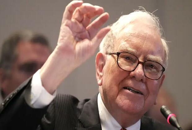 Warren Buffet's Berkshire reports record $30 billion profit