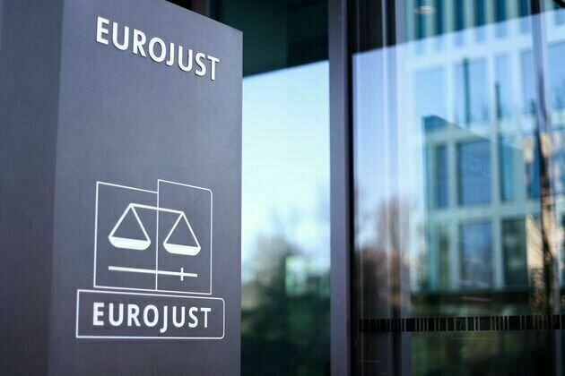 Eurojust meeting tackles emerging trends on money laundering, asset recovery