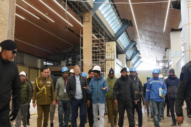 LG Kavinder Gupta reviews progress of eco-smart new airport terminal at Leh