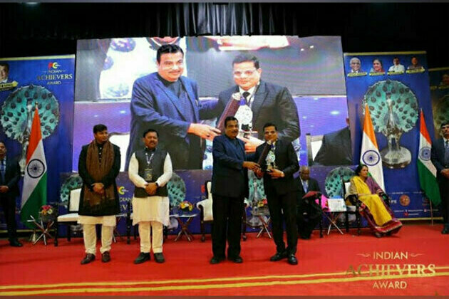 Chairman of Mangal Credit & Fincorp Ltd. awarded with Indian Achiever's Award 2023 by Union Minister Nitin Gadkari