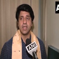 "Congress is no longer Gandhi-wadi, it is gaali-wadi," says BJP's Shehzad Poonawalla