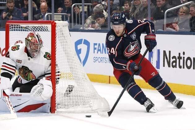 Blue Jackets shut out Blackhawks, run winning streak to 7