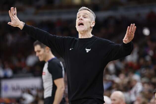 Billy Donovan, perhaps coaching Bulls for last time, faces Mavericks