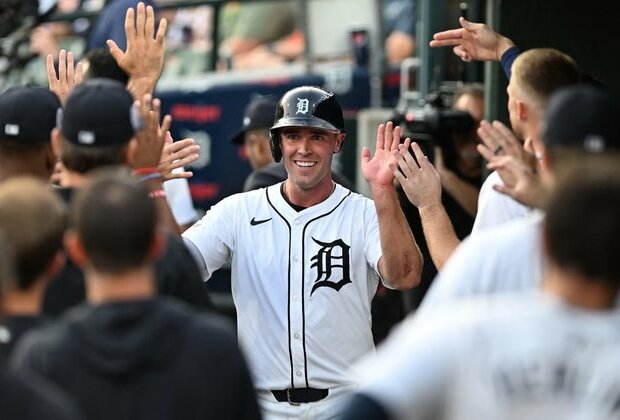 Six-run first inning propels Tigers past Rockies