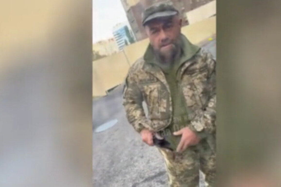 Notorious gang leader helping Ukraine police with forced conscription - media (VIDEO)