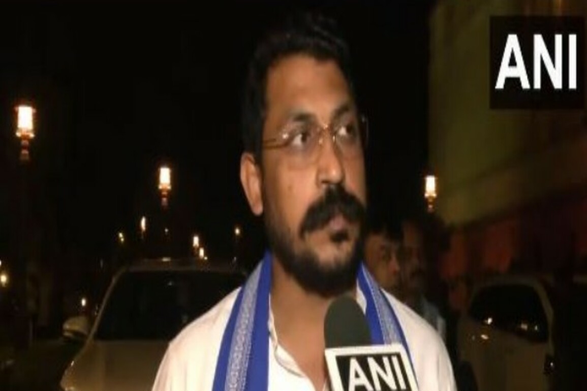 "Will continue fight against Waqf (Amendment) Bill": Azad Samaj Party chief