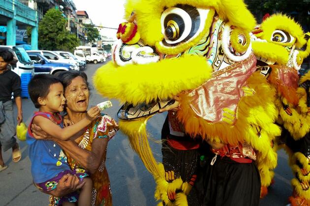 Myanmar youths raise funds with lion dance for earthquake victims
