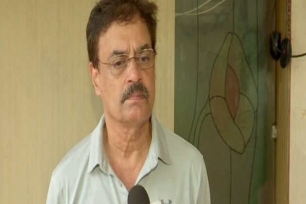 Youngsters will find it tough to fill Dhoni's shoes: Dilip Vengsarkar