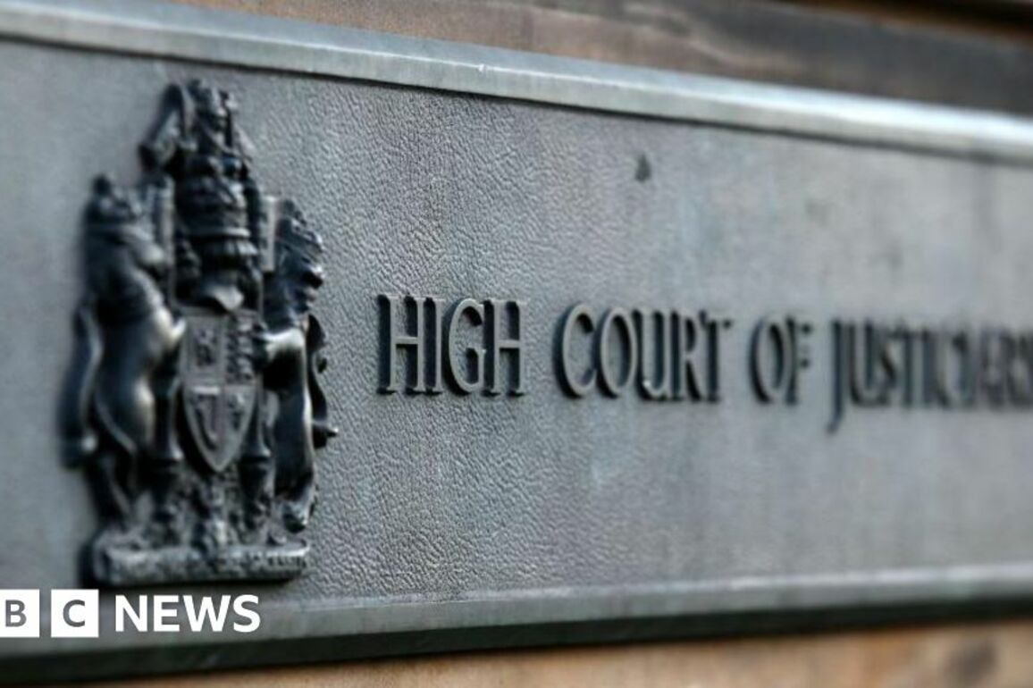 Deaf criminal jailed for car attack on police officers in Dundee