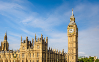 MPs call for investment overhaul to unlock £200bn of growth as wealth sits untapped
