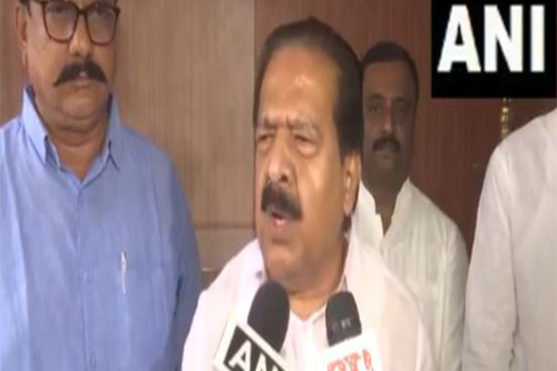 "Election Commission works for BJP only": Congress' Chennithala vows to fight Bihar's SIR in court