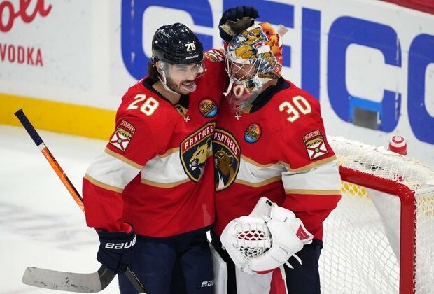 NHL roundup: Spencer Knight, Panthers blank Hurricanes