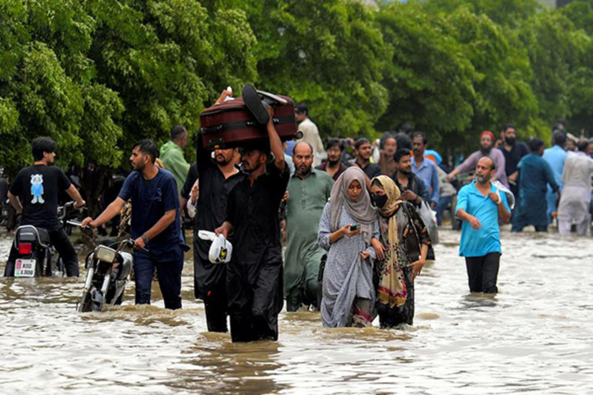 Illegal constructions, weak drainage systems worsen PoJK's disaster vulnerability