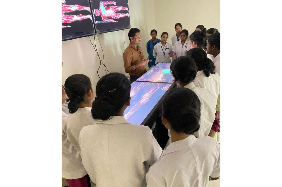 Students at AIIA in Goa learn dissection of body from Virtual Dissection Table