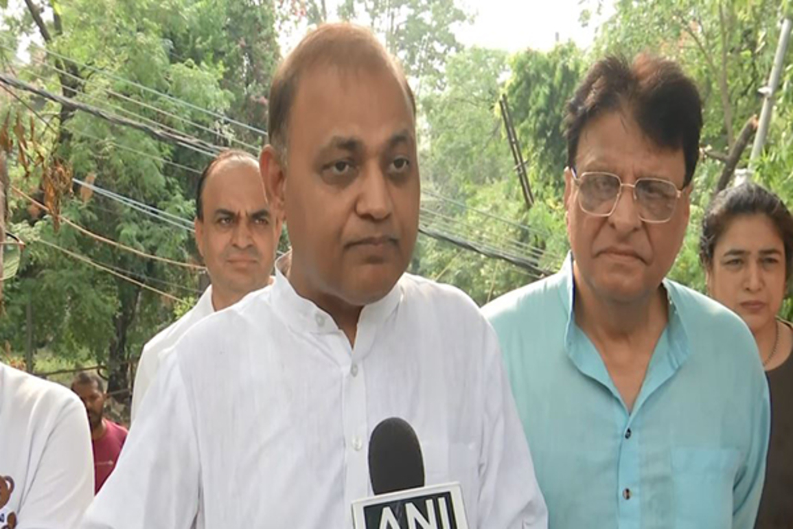 AAP demands action after 'illegal' mobile tower collapses in Delhi's Safdarjung Enclave