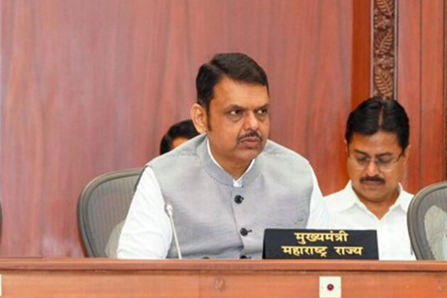 CM Fadnavis reviews Rs 300-cr waste-to-energy project at Bhandewadi Nagpur, 1,200 MT of waste, 28 tonnes of biogas to be processed
