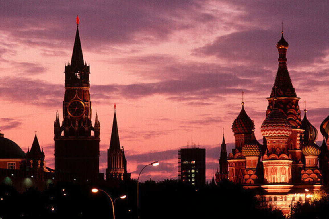 Putin aide weighs in on prospects for Ukraine peace