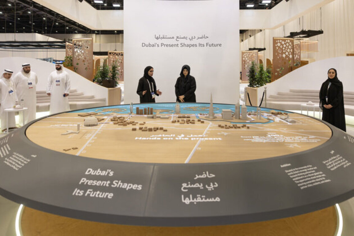 Latifa bint Mohammed attends Asia Pacific Cities Summit, highlights role of cities as incubators of culture, creativity